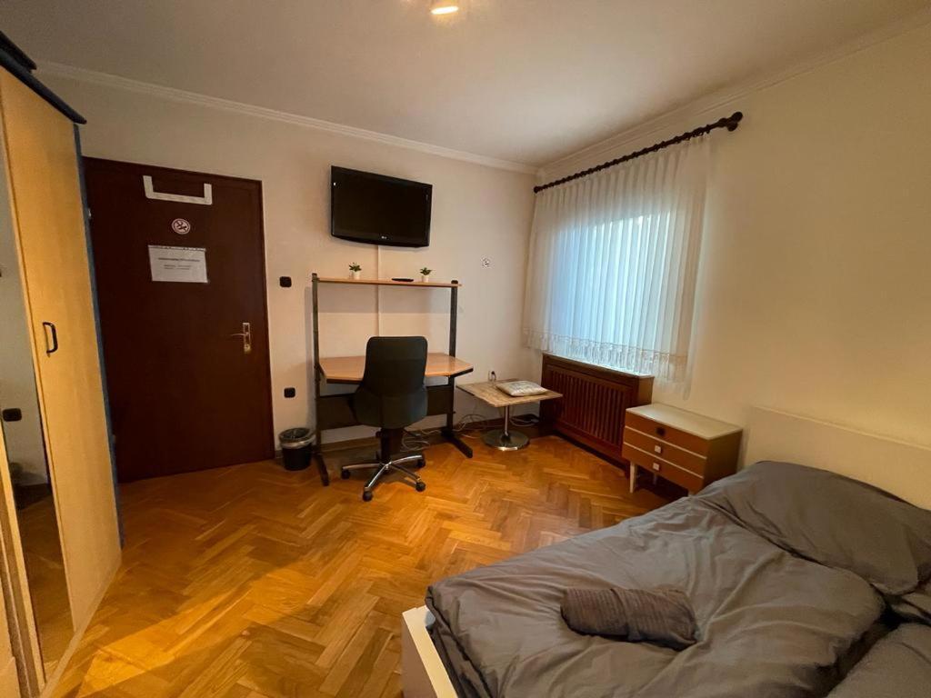 Schones Einfaches Zimmer In Cloppenburg-Nord Esterno foto